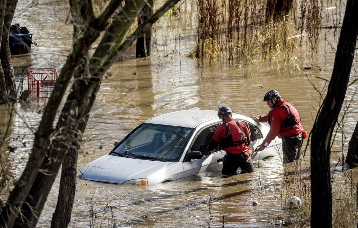 (AP) : Flood-battered Californians prepared for the next round of storms. 