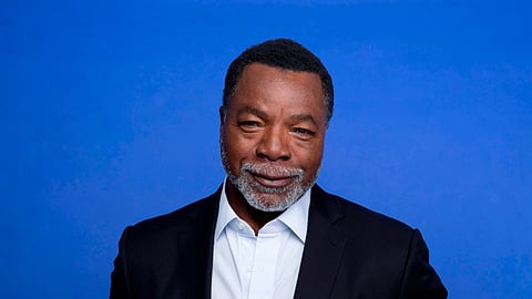 Carl Weathers