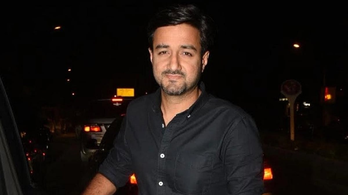 Instagram : Siddharth Anand