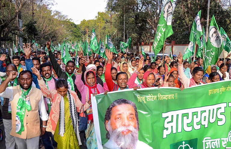 Jharkhand Mukti Morcha (JMM) supporters take out a march in support of their leader and Jharkhand Chief Minister Hemant Soren over ED team's reaching his New Delhi residence in connection with a money laundering case, in Ranchi, Monday, Jan. 29, 2024. (representational image) - PTI