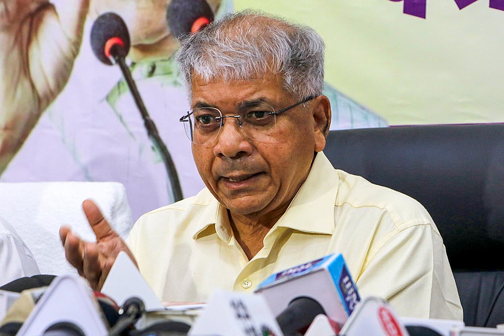 Prakash Ambedkar at press conference