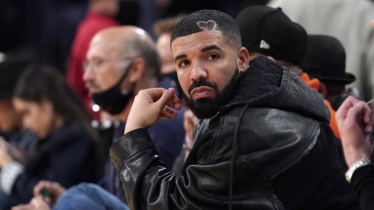 Los Angeles Times : Drake