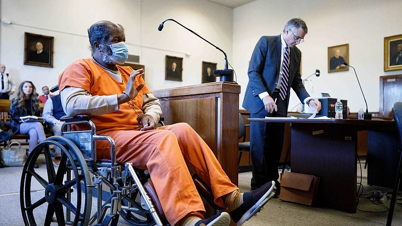 (Photo: Stephanie Zollshan/The Berkshire Eagle via AP)