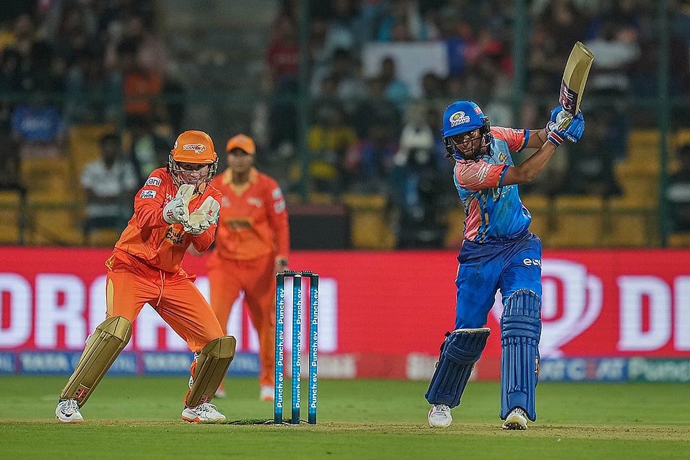 WPL 2024: Mumbai Indians vs Gujarat Giants - | Photo: PTI/Shailendra Bhojak