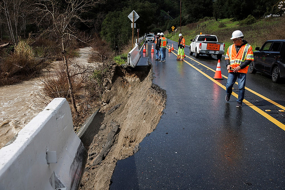 | Photo: Dai Sugano/Bay Area News Group via AP : California Storms