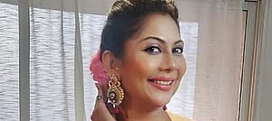 X : Maninee De