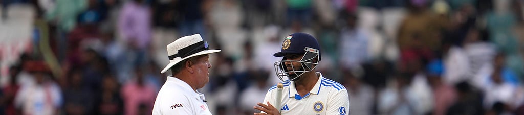 AP/Manish Swarup : Ravichandran Ashwin talks to umpire Marais Erasmus after the end of the first day of the second cricket Test match between India and England in Visakhapatnam.