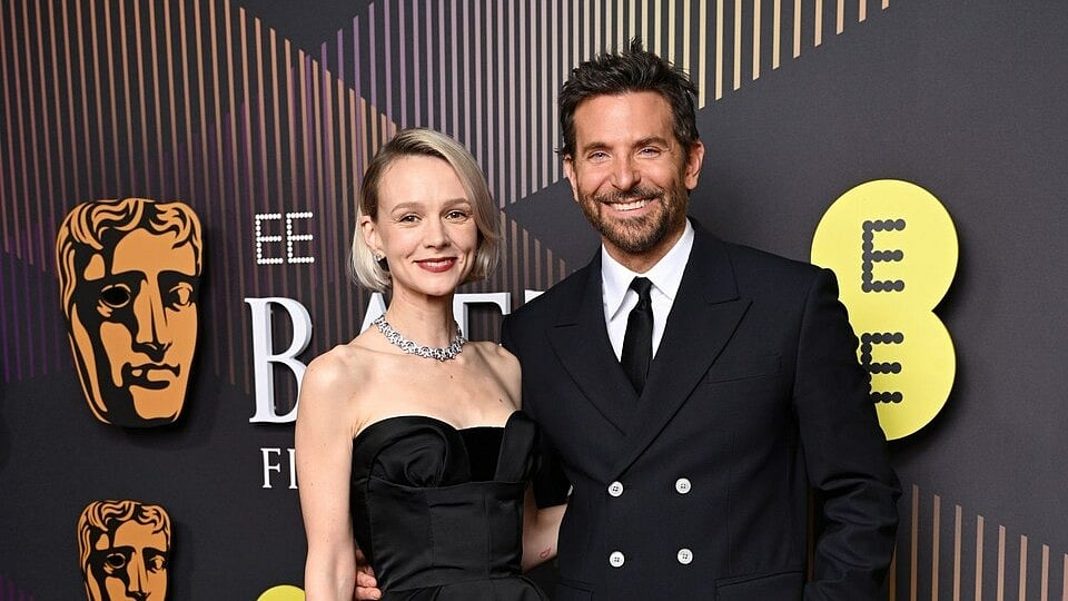 X : Bradley Cooper and Carey Mulligan
