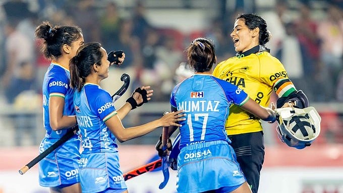 (Photo: FIH) : Indian Women's Hockey Squad celebrates victory over USA at FIH Pro League on February 18, Sunday 2024. 