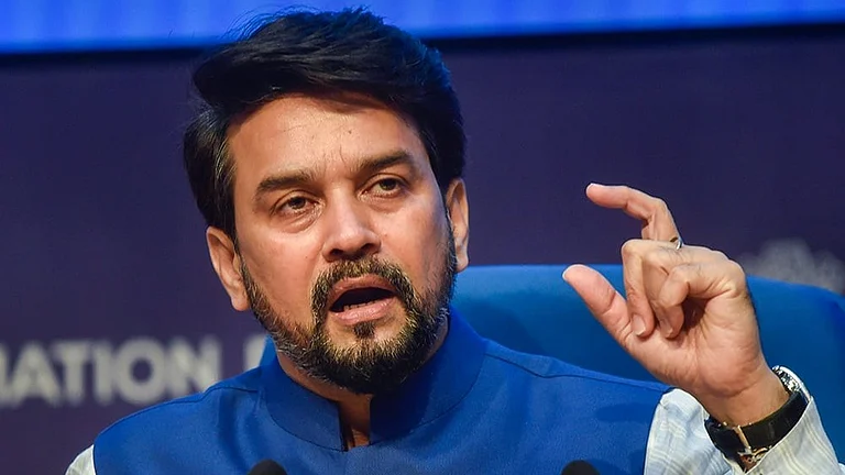 Sports Minister Anurag Thakur stressed that the IOC should give the hosting rights of the 2036 Olympic Games to India. - Photo: File