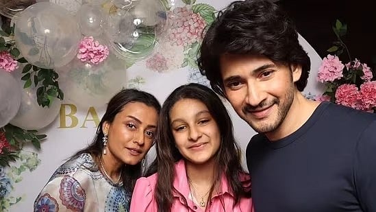 Instagram : Mahesh Babu and Namrata Shirodkar with daughter Sitara Ghattamaneni