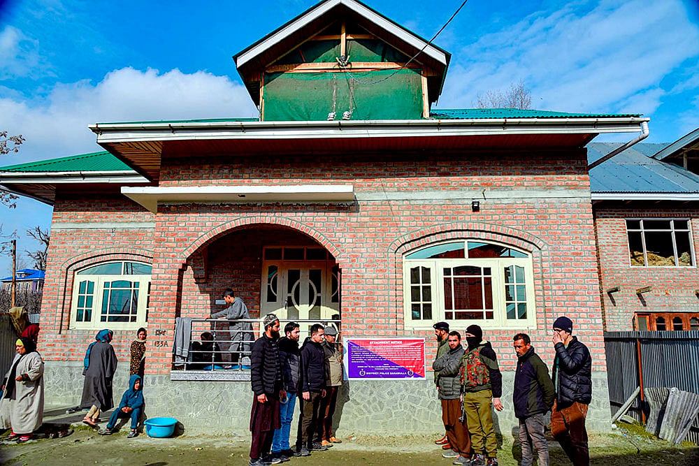 Police attaches properties of drug peddlers in J&K