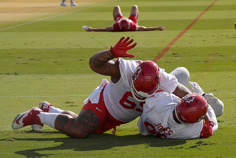 | Photo: AP/Charlie Riedel : Super Bowl LVIII: Kansas City Chiefs practice