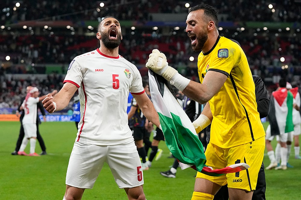 | Photo: AP/Aijaz Rahi : 2023 Asian Cup Soccer: South Korea vs Jordan