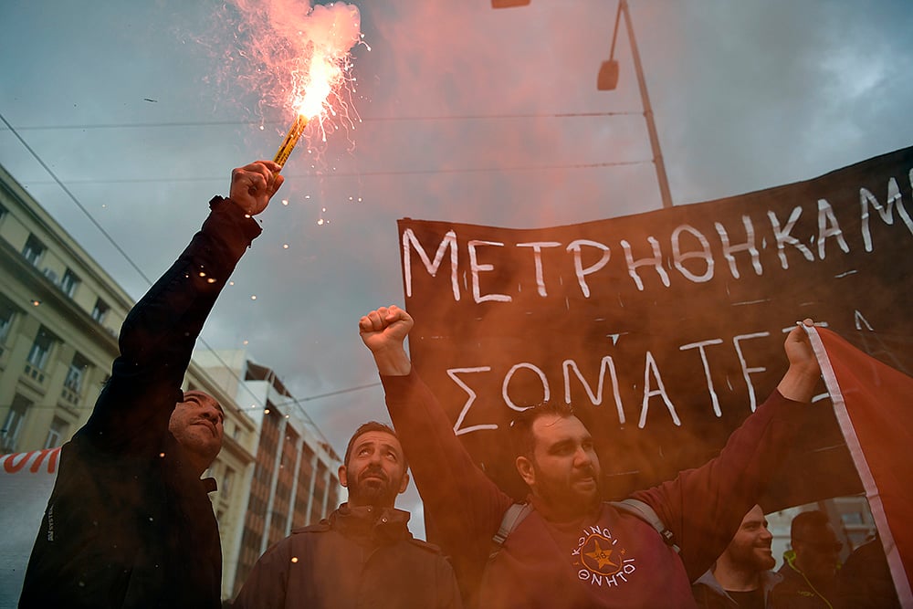 | Photo: AP/Michael Varaklas : Greece Strike