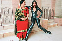 Traditional In The Modern Photo: Getty Images : The Contrast: An Indian mother poses with her model daughter.
