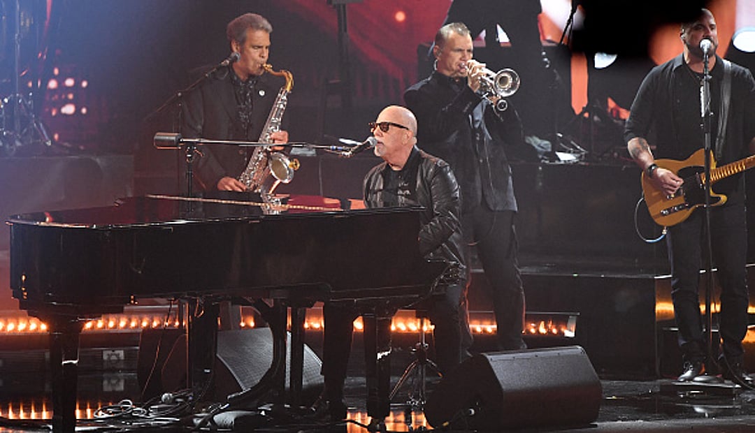 Billy Joel Performs "Turn the Lights Back On," First New Song since 2007
