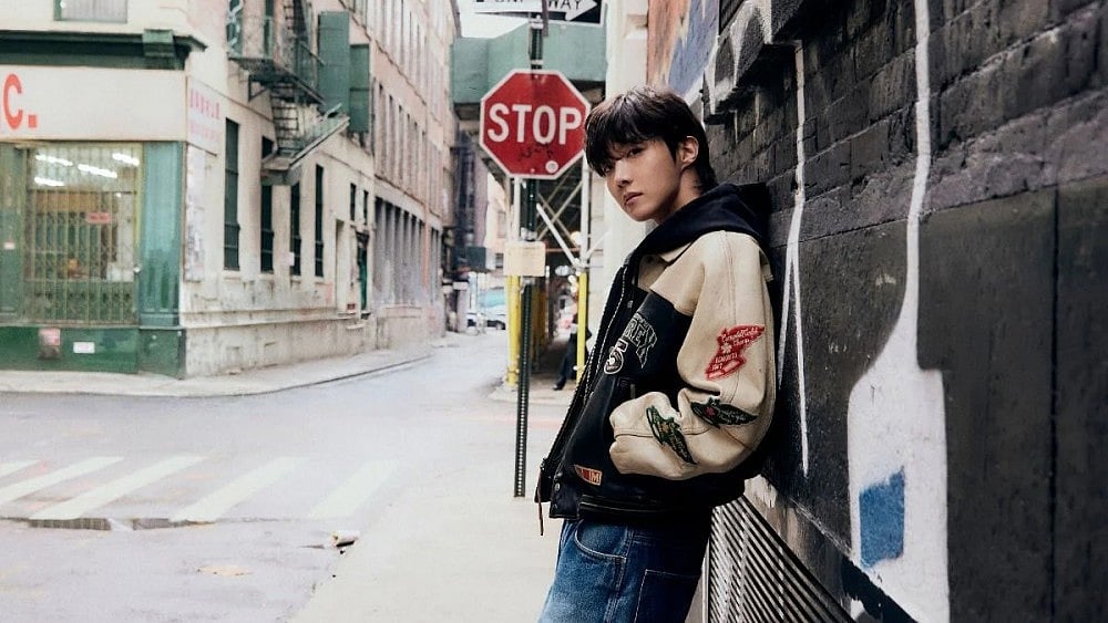 Instagram : j-hope