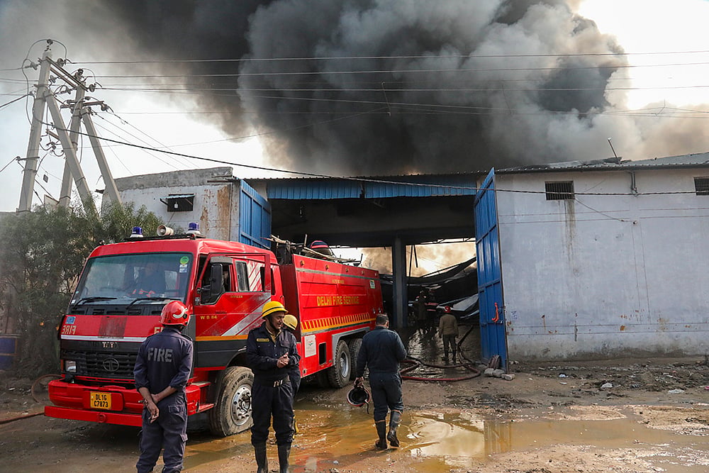 Fire at shoe factory in Delhis Alipur