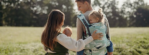 Best Baby Carriers in India To Simplify Your Everyday Routine (2024)