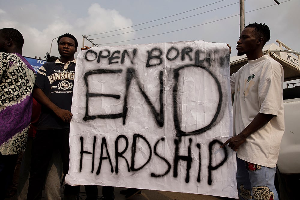 | Photo: AP : Nigeria Economy Hardship