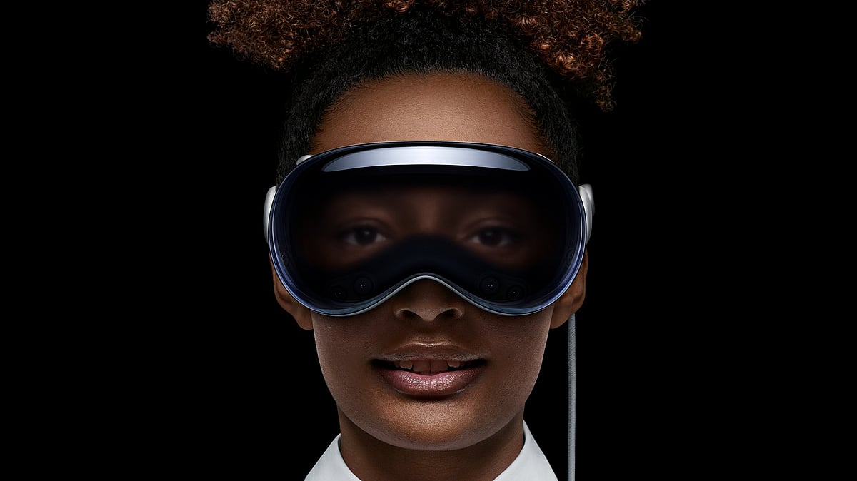 Apple : People are their returning their Apple Vision Pro headset.