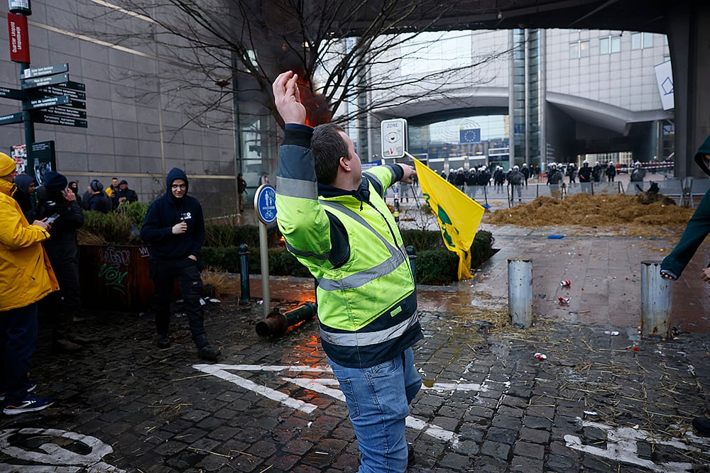 | Photo: AP/Thomas Padilla : Europe Farmers Protests 
