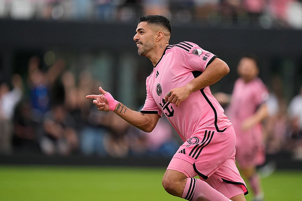 Photo: AP/Rebecca Blackwell : MLS: Inter Miami vs Orlando City