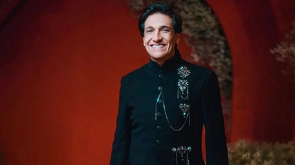 Instagram : Shiamak Davar