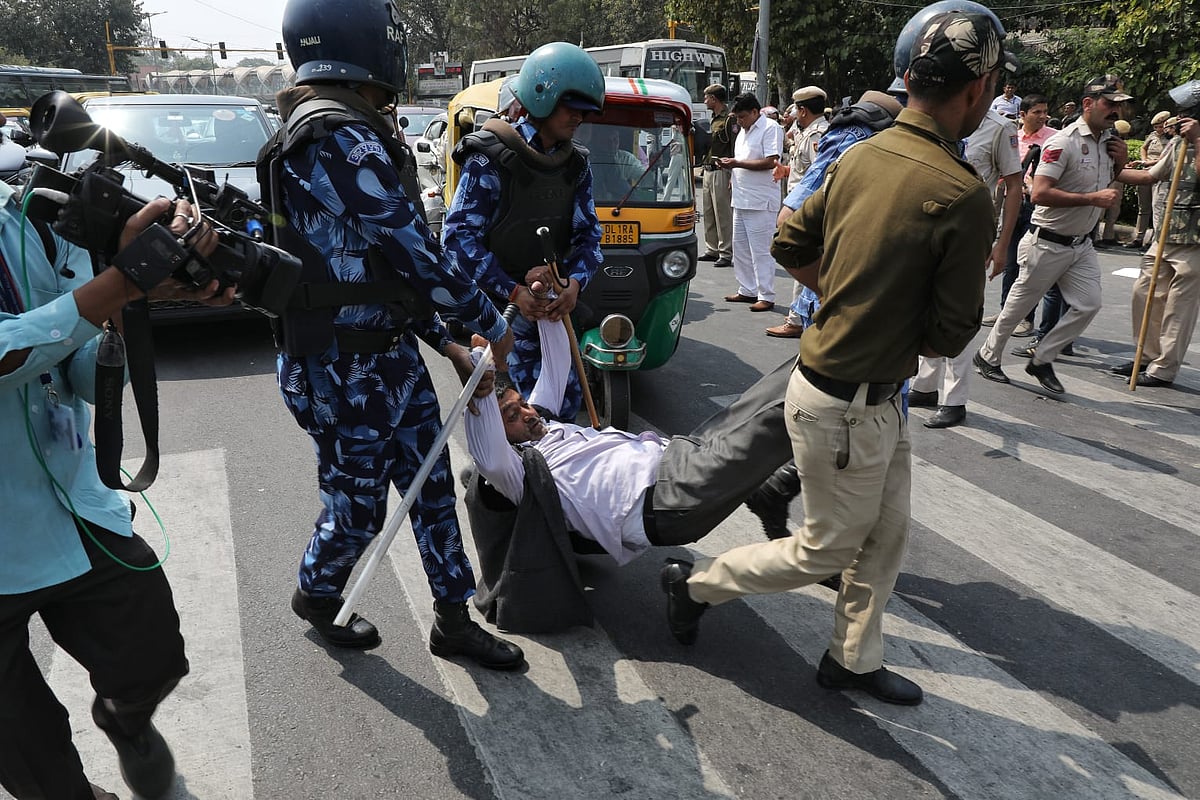 AAP Protest over Kejriwals arrest