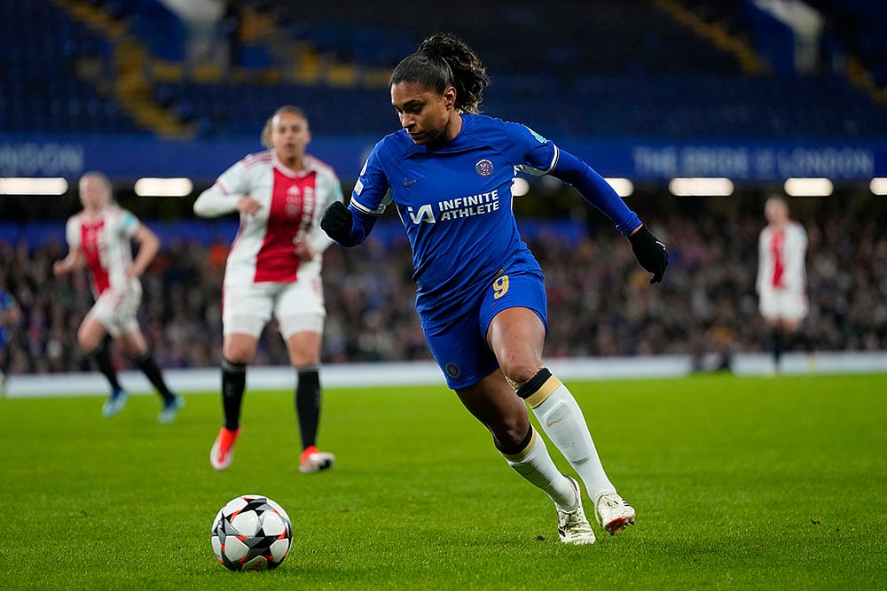 UEFA Womens Champions League: Chelsea vs Ajax