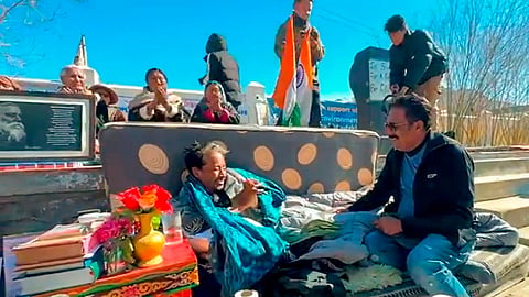 Renowned education reforminst Sonam Wangchuk initiated a hunger strike in Leh on March 6 over his demand for statehood and constitutional rights for Ladakh. 

The protest ended on March 26, Tuesday.
