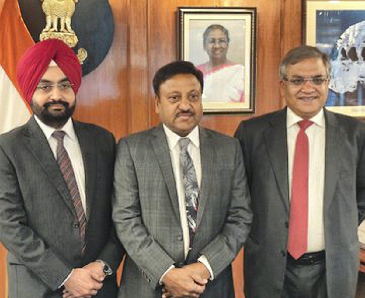 PTI/File : Chief Election Commissioner of India (CEC) Rajiv Kumar with the two newly-appointed Election Commissioners Sukhbir Singh Sandhu and Gyanesh Kumar