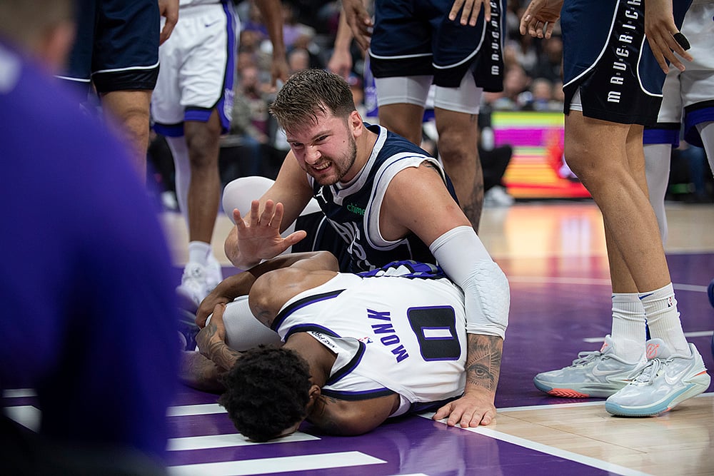 NBA 2023-24: Dallas Mavericks vs Sacramento Kings