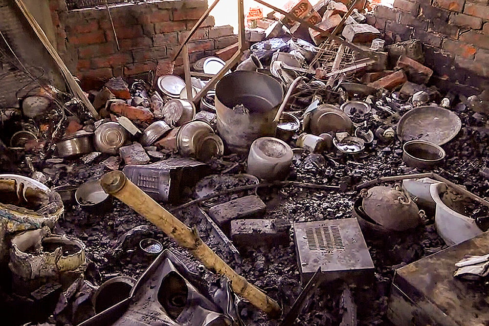 5 killed in cylinder blast in Lucknow