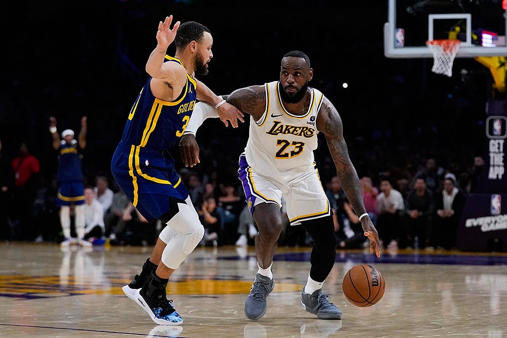 NBA: Los Angeles Lakers vs Golden State Warriors