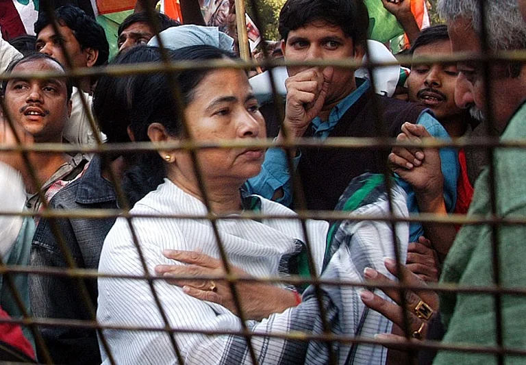 Mamta Banerjee during an anti-West Bengal Communist Party of India-Marxist (CPI-M) government demonstration in New Delhi, 05 December 2007 - Getty Images