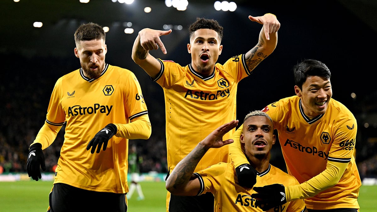 (Photo: X|Emirates FA Cup)  : Team Wolves celebrates their entry to the quarter-finals of FA Cup 2023-24. 
