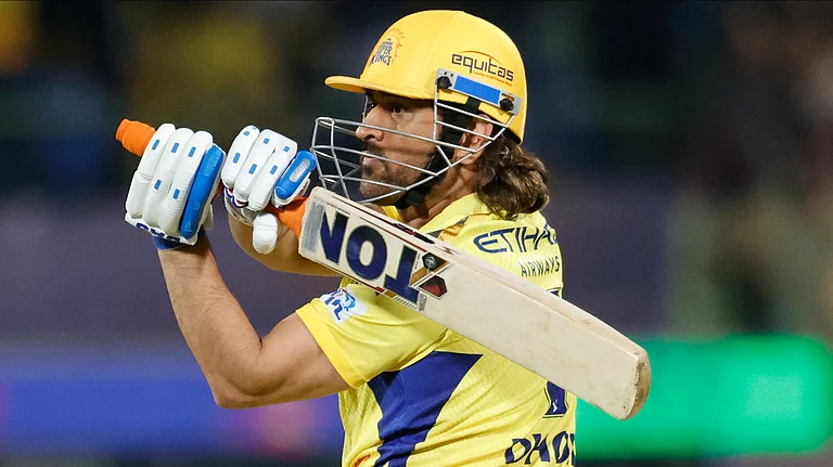 MS Dhoni during CSK vs DC match on Sunday in Vishakhapatnam - X/@IPL