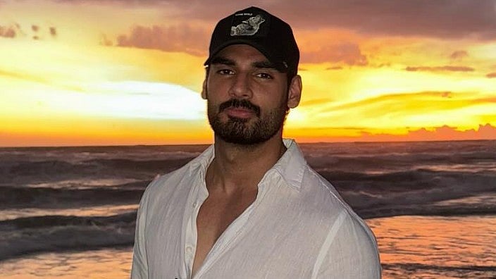 Instagram : Ahan Shetty
