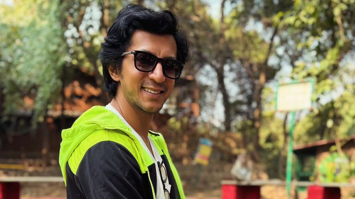 Instagram : Anshuman Jha