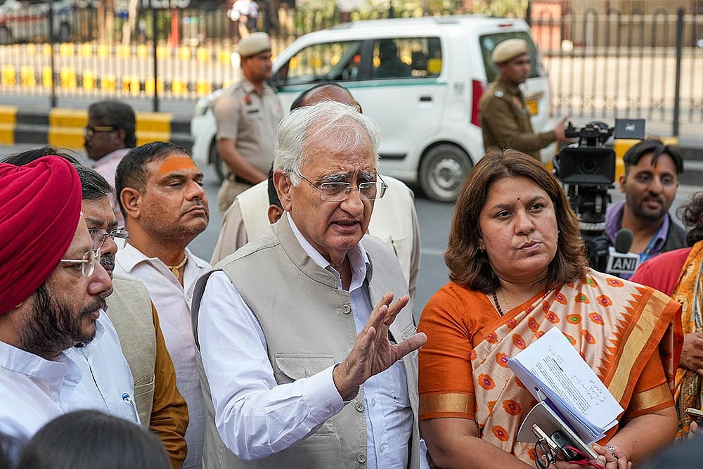 Congress delegation meets ECI