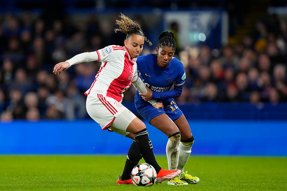 UEFA Womens Champions League: Chelsea vs Ajax