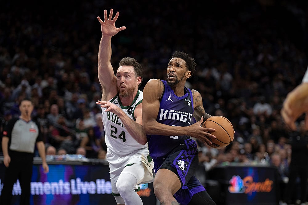 NBA 2023-24: Sacramento Kings vs Milwaukee Bucks