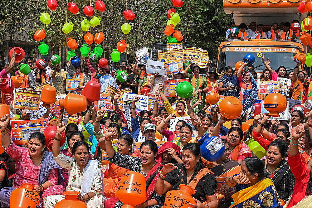 | Photo: PTI : Water crisis in Bengaluru