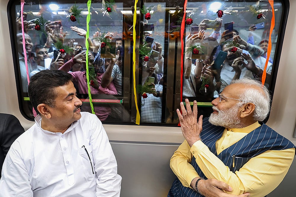 PM Modi in Kolkata