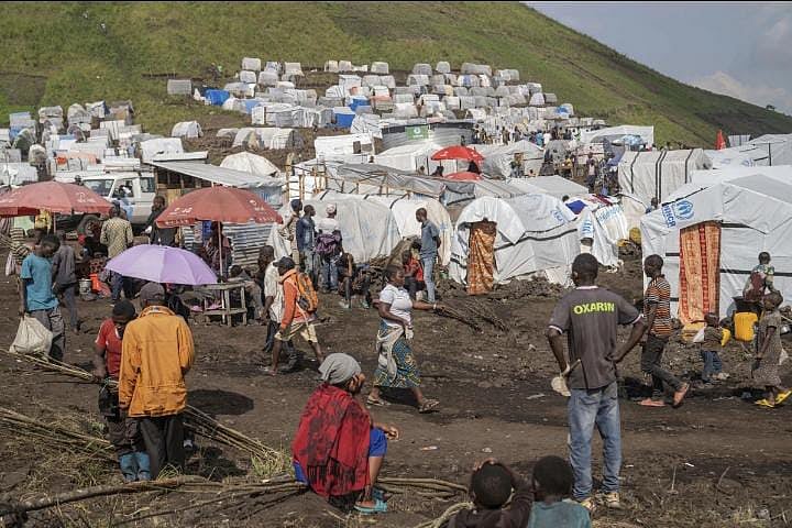 AP : People displaced after rising violence in Congo's eastern region