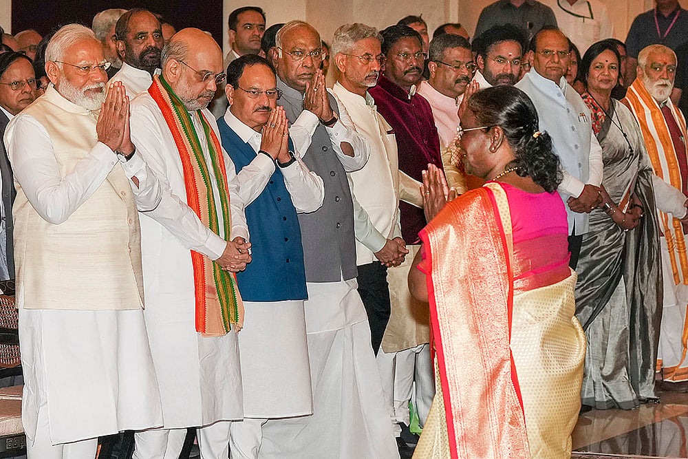 Narendra Modi lauded the contributions of those conferred the Bharat Ratna  - | Photo: PTI/Shahbaz Khan