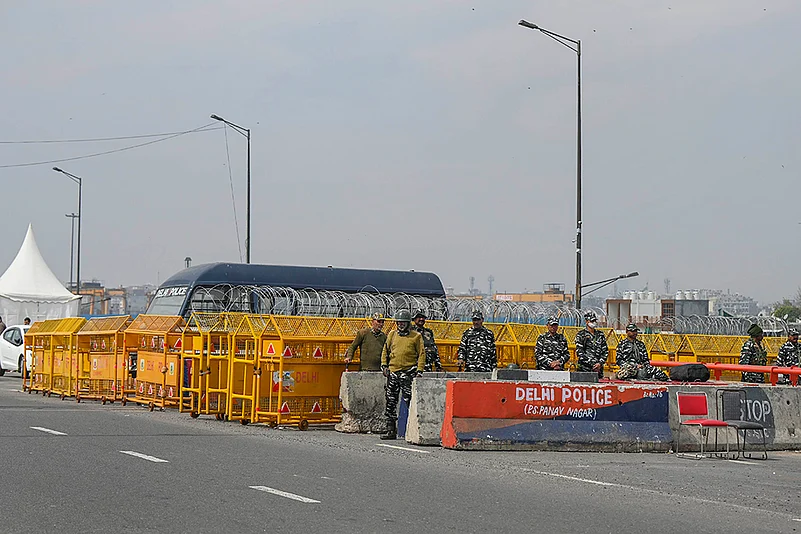 Farmers march: Security at Delhi borders