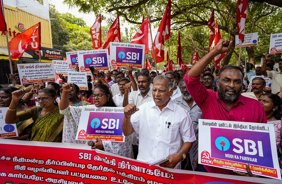 Chennai: CPI(M) workers stage a protest against the State Bank of India (SBI) moving the Supreme Court to seek more time to disclose electoral bond details - PTI